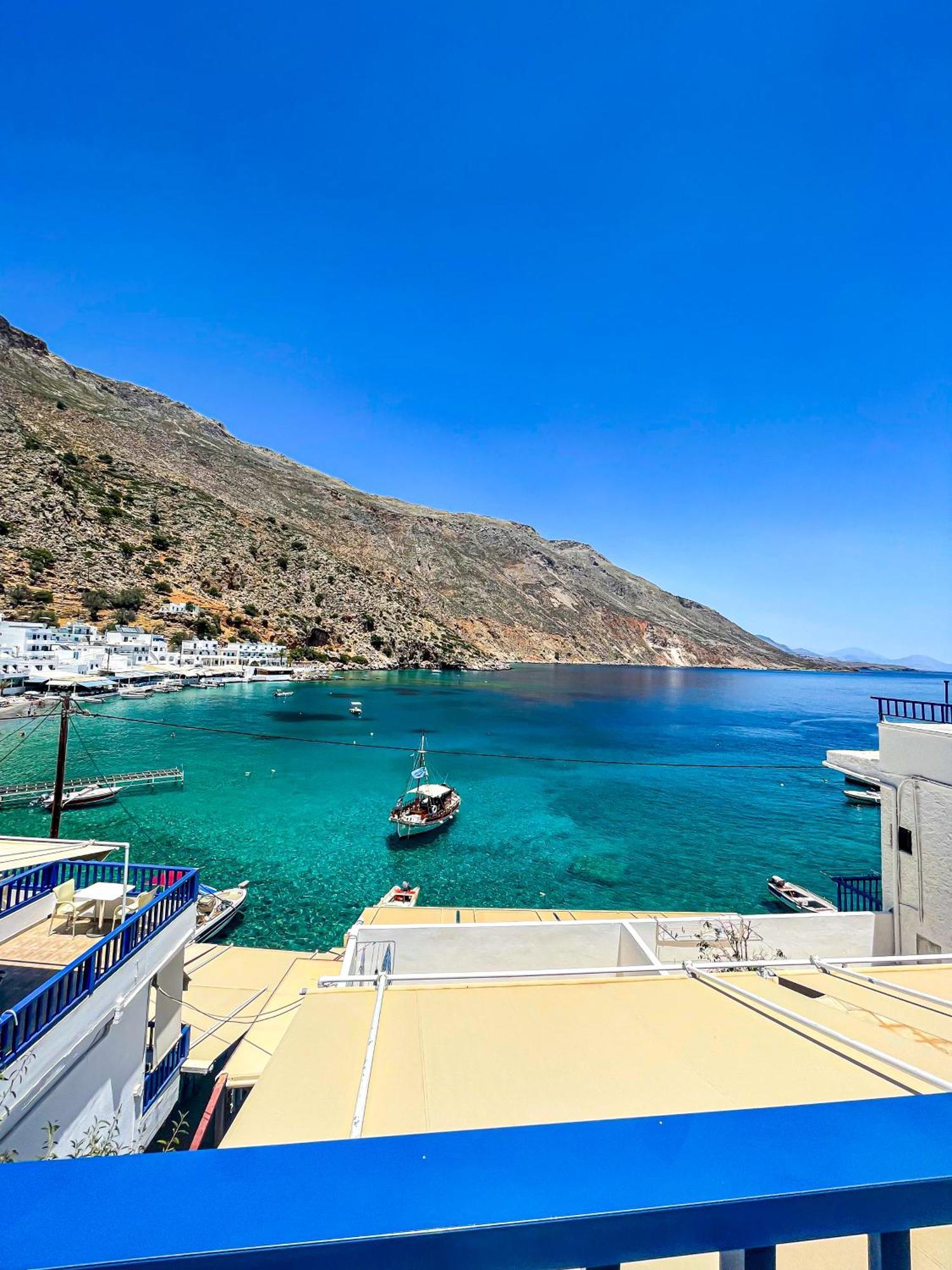 Hotel The Blue House Loutro Zewnętrze zdjęcie