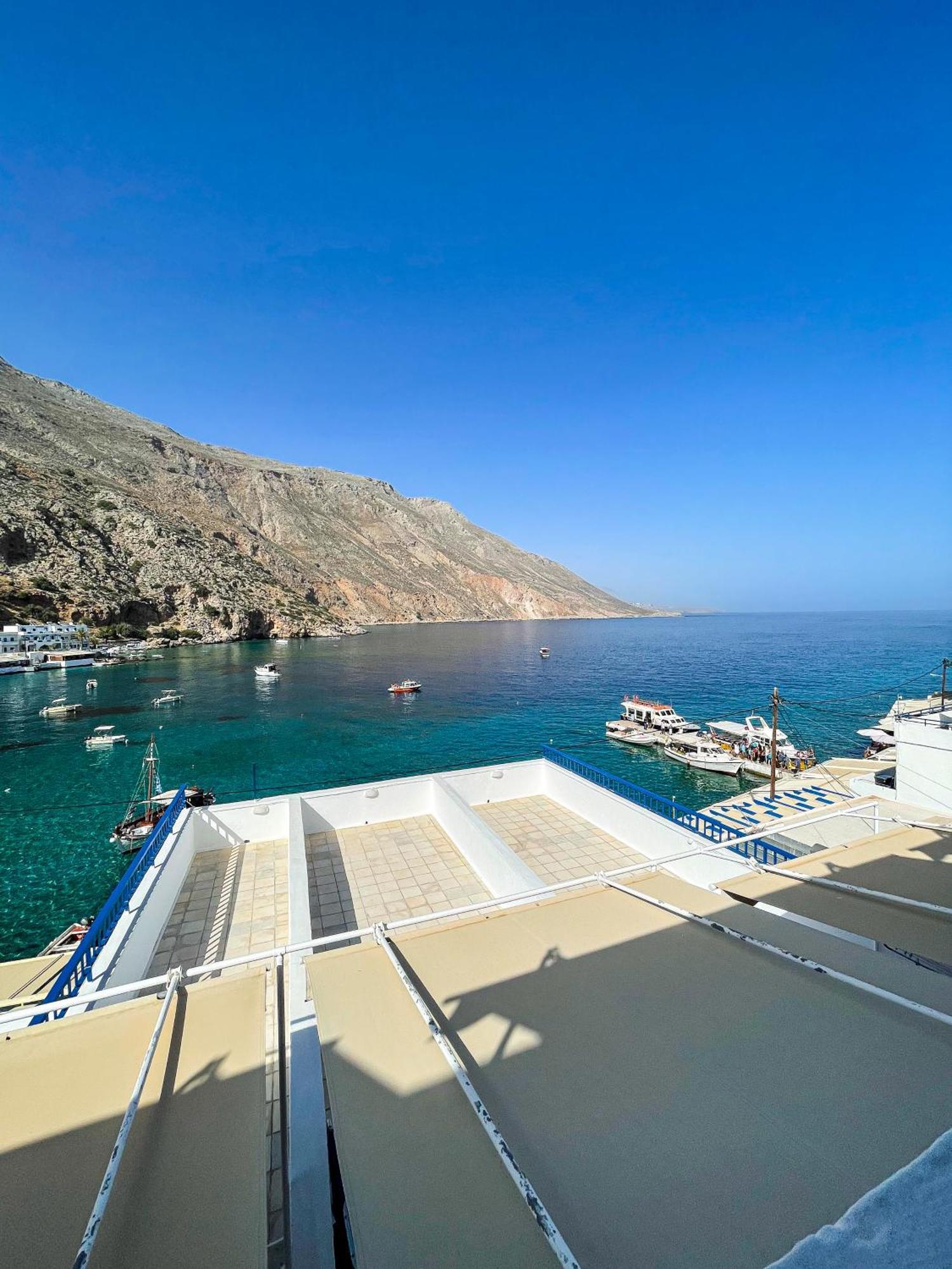 Hotel The Blue House Loutro Zewnętrze zdjęcie