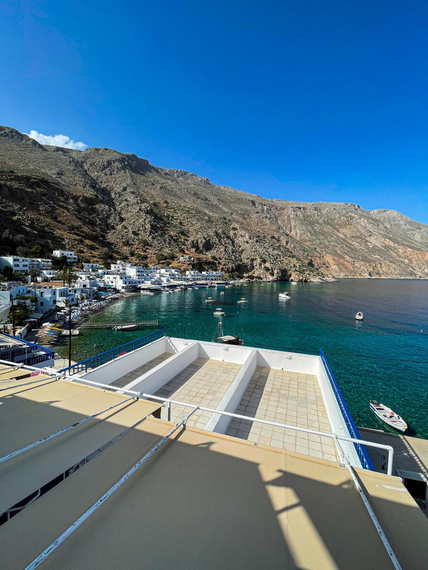 Hotel The Blue House Loutro Zewnętrze zdjęcie