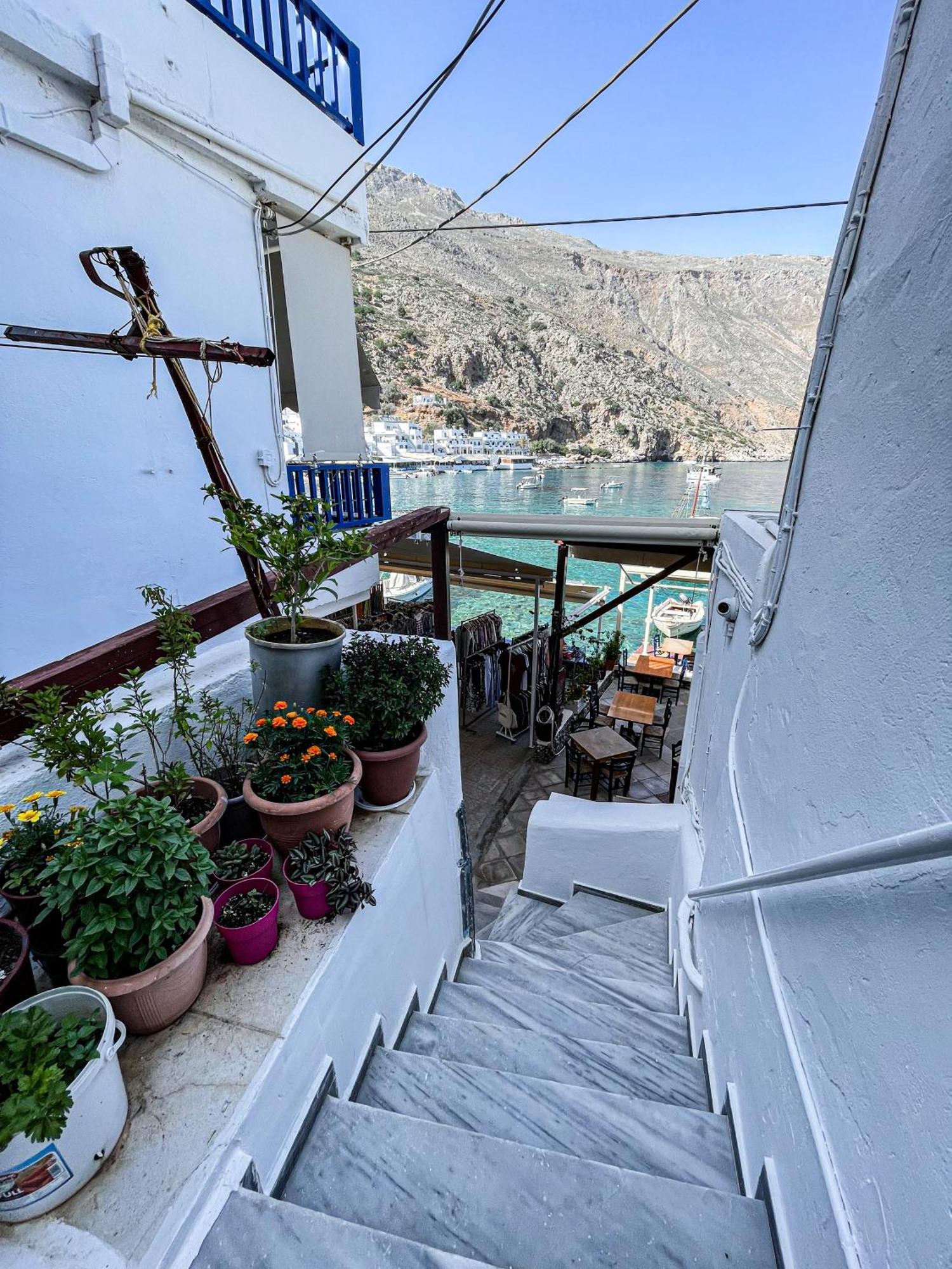 Hotel The Blue House Loutro Zewnętrze zdjęcie