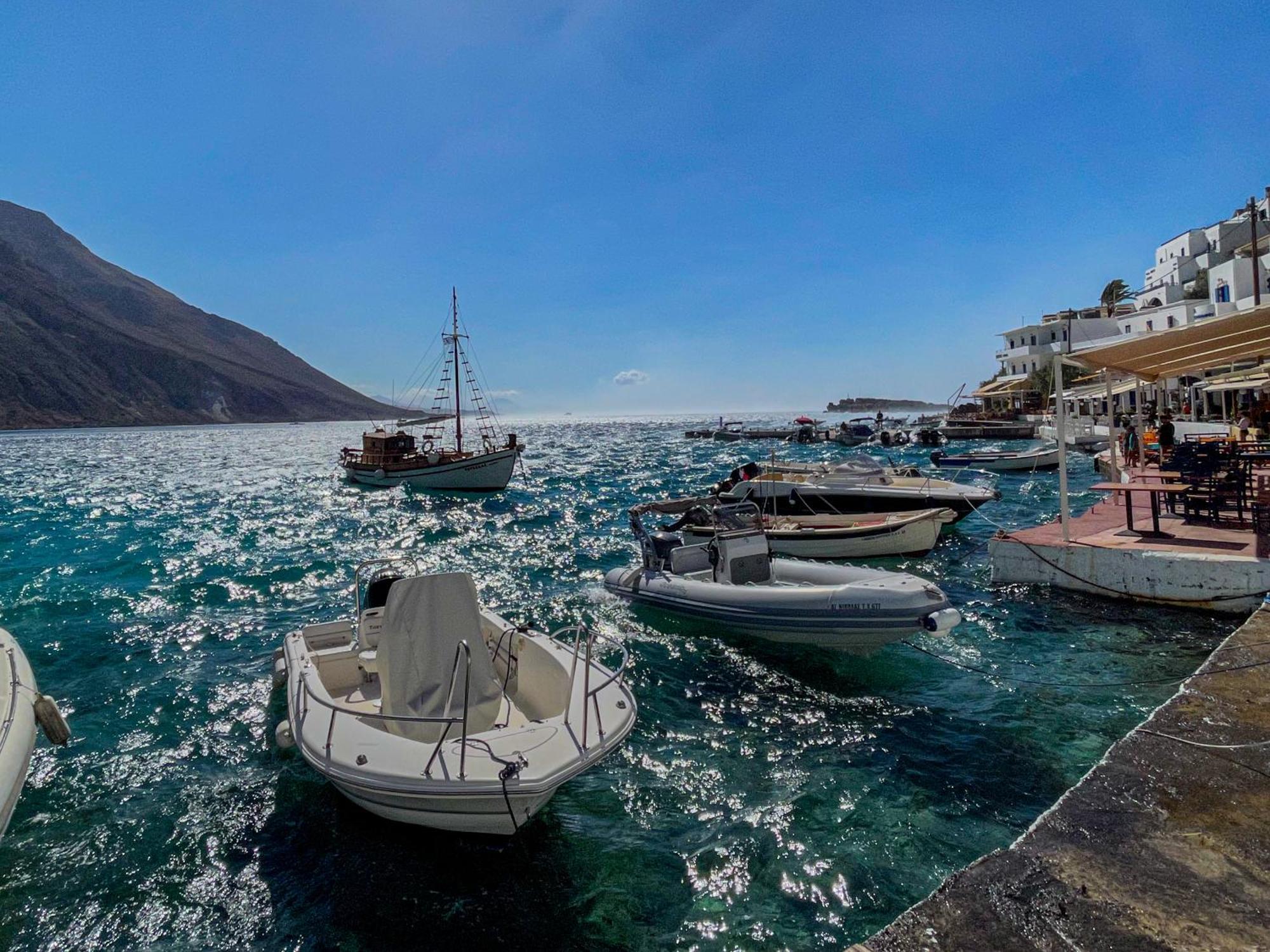 Hotel The Blue House Loutro Zewnętrze zdjęcie